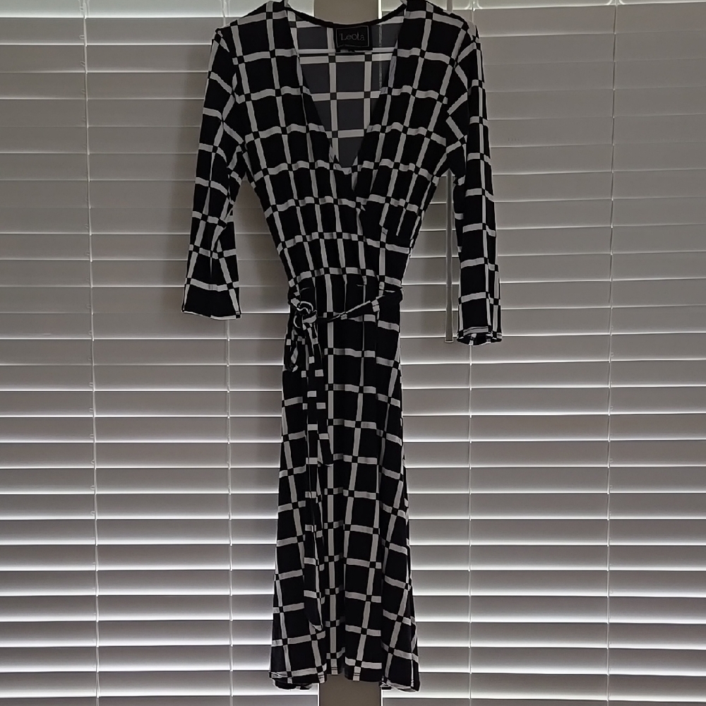 Black and White Geometric Wrap Dress